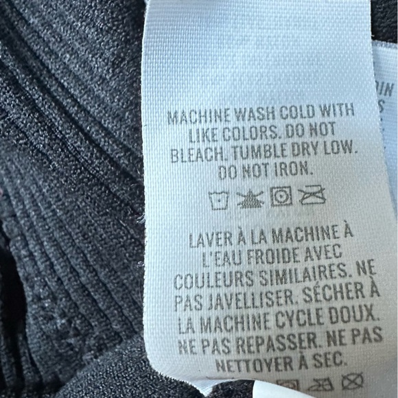 Aerie Ribbed Short Sleeve Cropped Scoop Neck Black Crossover Back Tee Top S - Picture 4 of 5